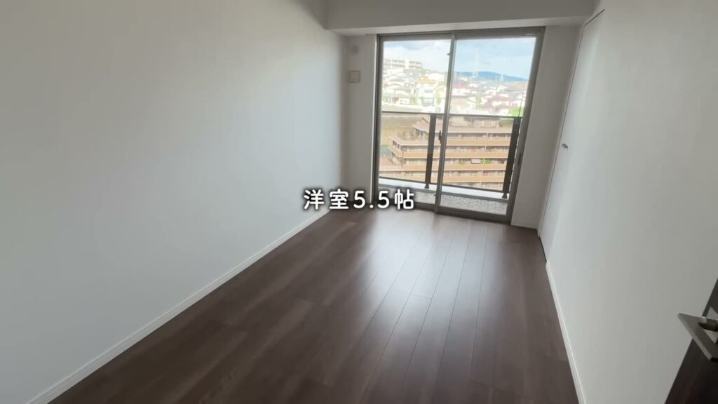 RJRプレシア千早 3LDKの洋室5.5帖