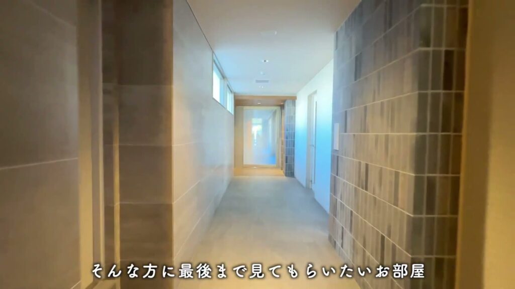 RJRプレシア千早 2LDKの共用廊下
