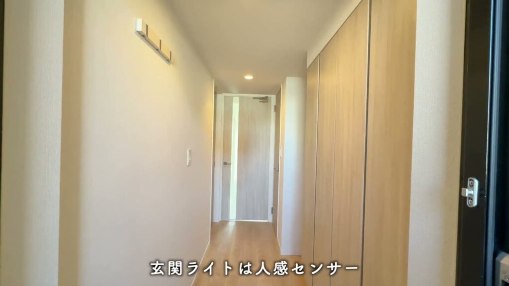 RJRプレシア千早 2LDKの玄関