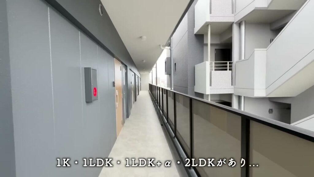 RJRクオーレ東比恵 1LDKの共用廊下
