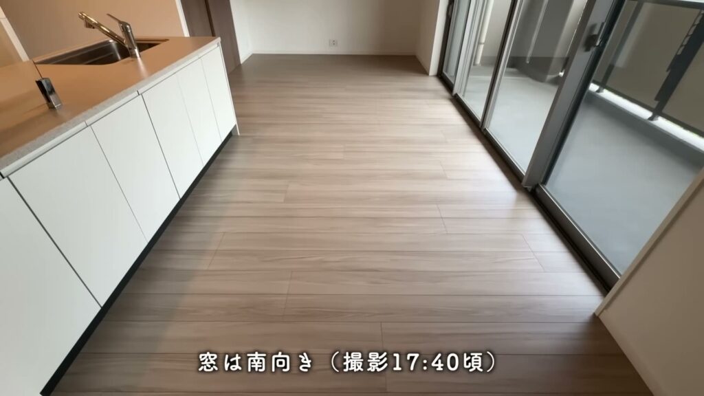 RJRプレシア別府駅前 3LDKのLDKの床
