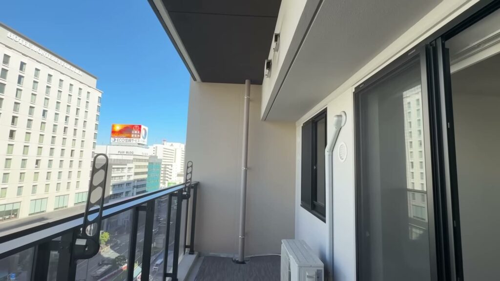 RJRプレシア天神サウス 1LDKの物干し金具