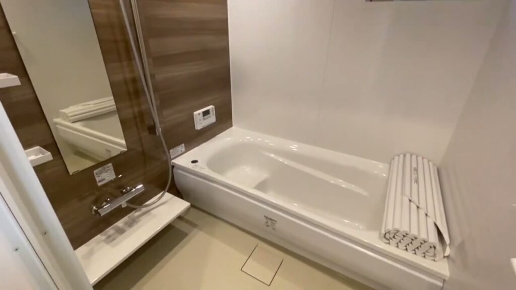 D-roomケヤキ通り B棟 2LDKの浴室