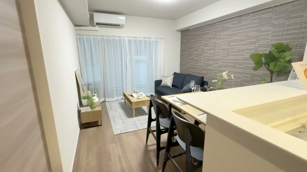 2LDKのリビングダイニング