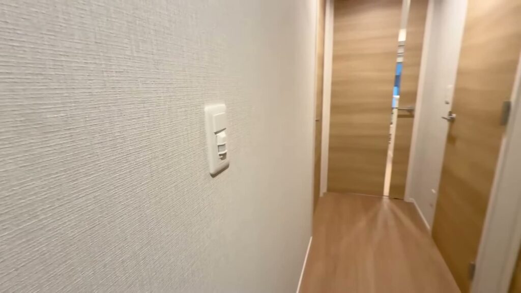 2LDKの廊下