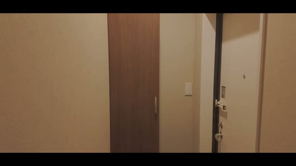 ナディアA 1LDKの玄関ドア
