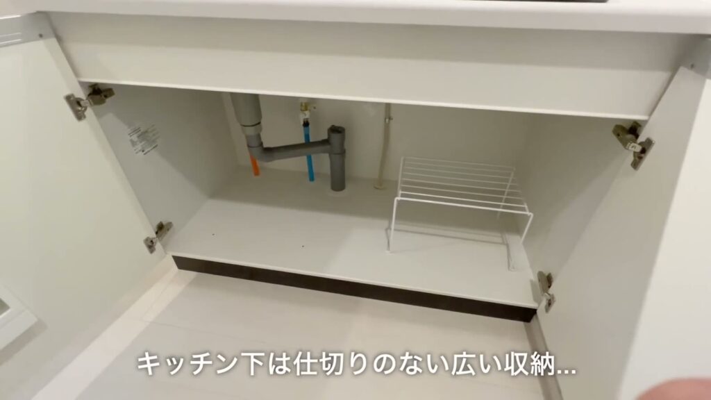グランヴァンプレミアムイースト川口 1Kのシンク下の収納