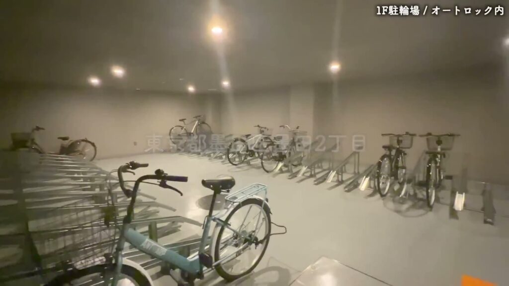 ブライズフォルム墨田 1LDKの駐輪場の奥