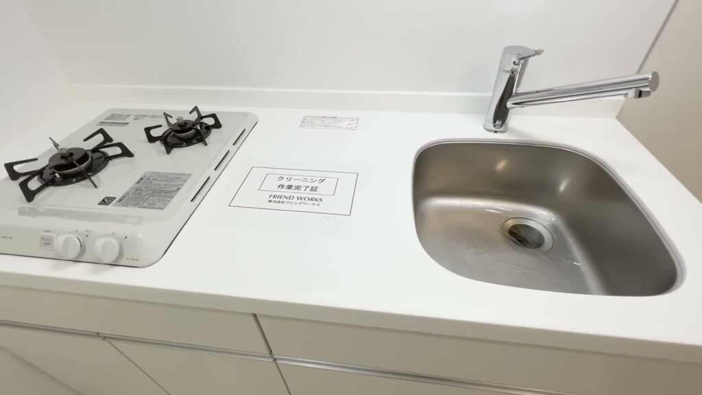 PREMIUM CUBE G 北新宿DEUX 1K+ロフトのコンロ・シンク
