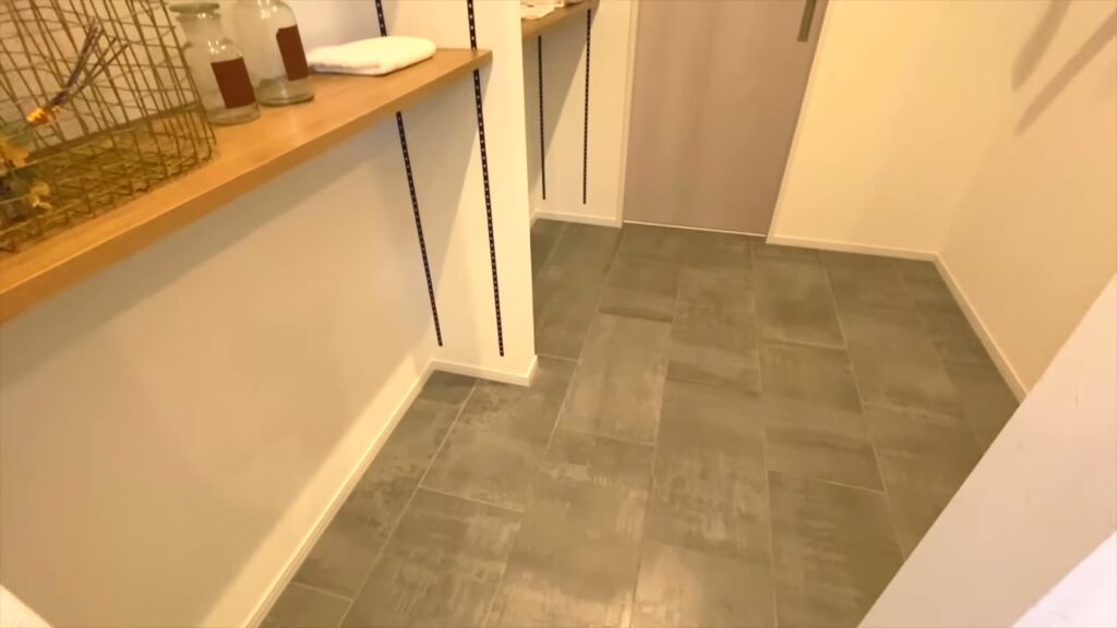 リブワークの平屋（スザンヌさんプロデュース） 平屋の造作の棚