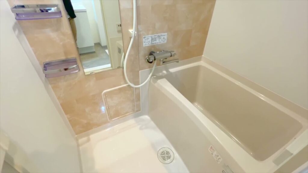 ドルチェ竹屋町 ワンルームの浴室