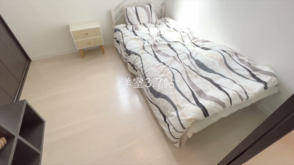 1LDKのルーフバルコニー付き物件 1LDKの洋室