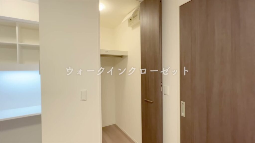 東広島市の1LDK 1LDKのWIC入口