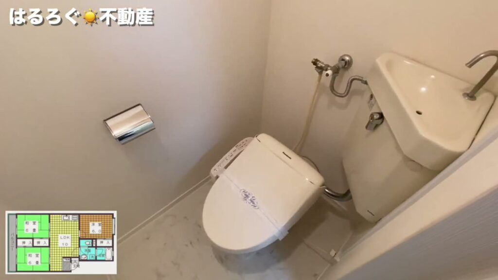 鴨原マンション 3LDKの手洗い