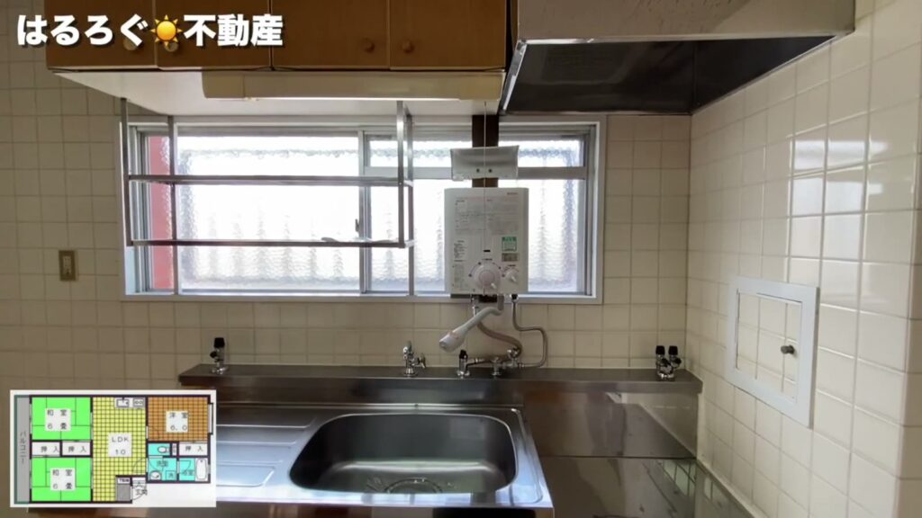 鴨原マンション 3LDKの給湯器
