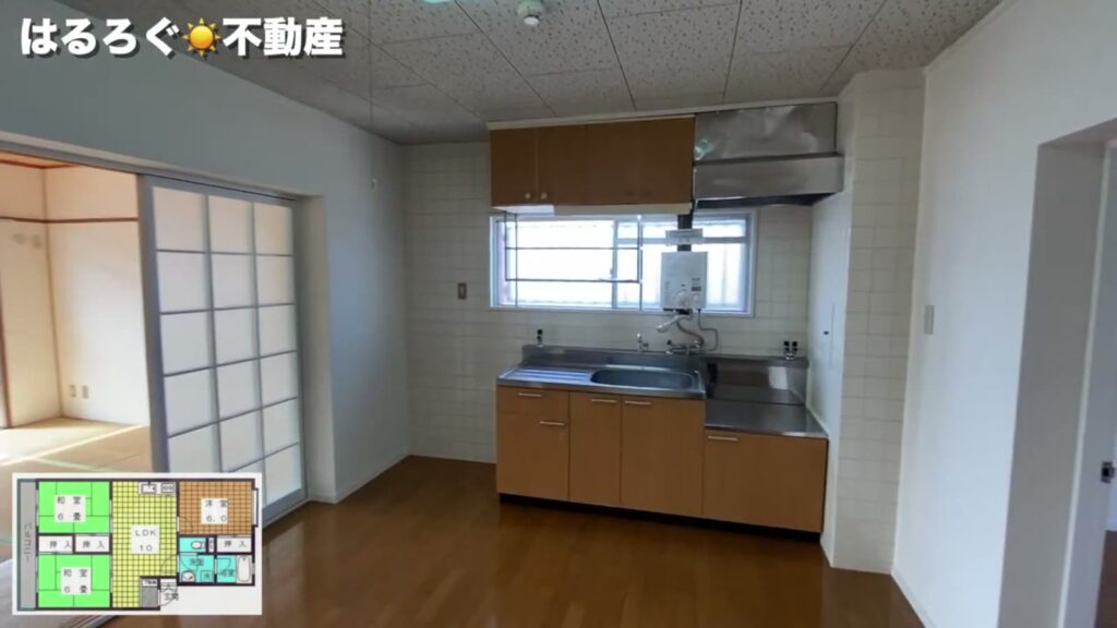 鴨原マンション 3LDKのキッチン全体