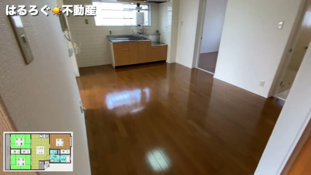 鴨原マンション 3LDKのダイニング全体