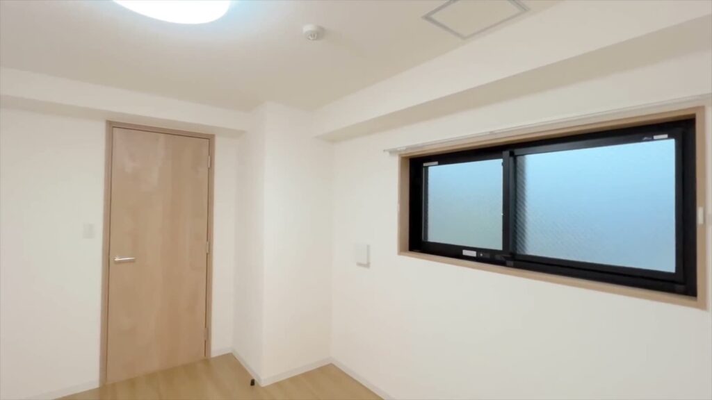 MAISON LE REVE KANNAI 1SKの窓