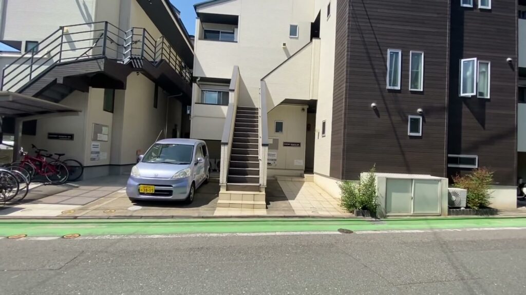 1LDKの駐車スペース
