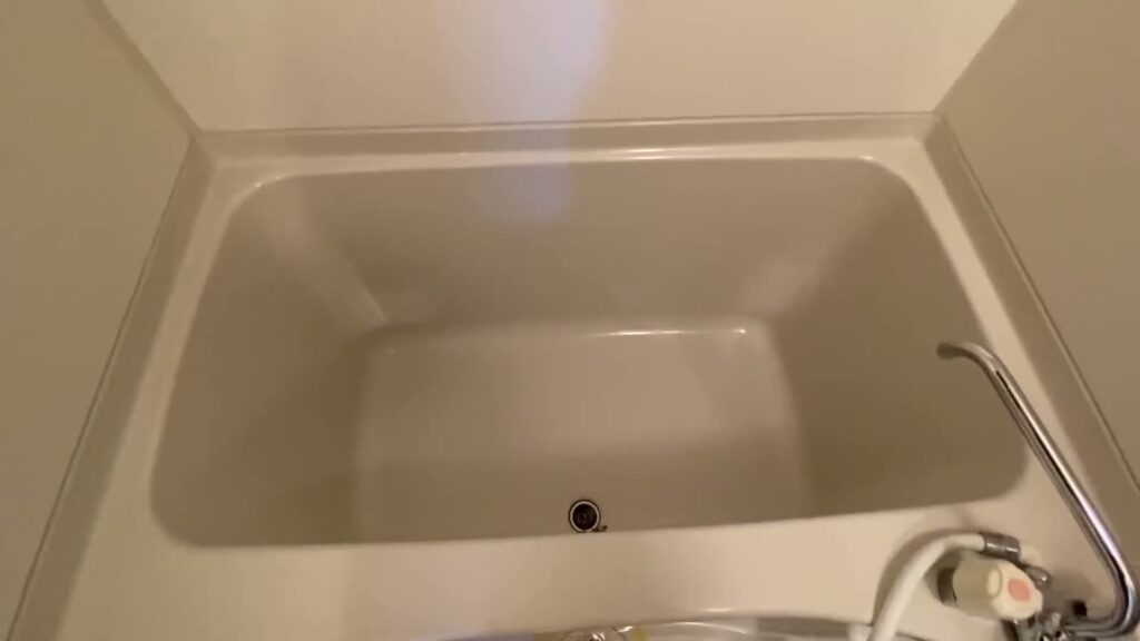 1LDKの浴槽の中
