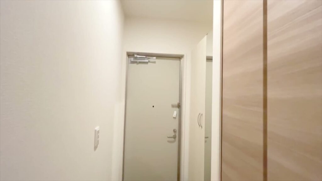 1LDKの玄関