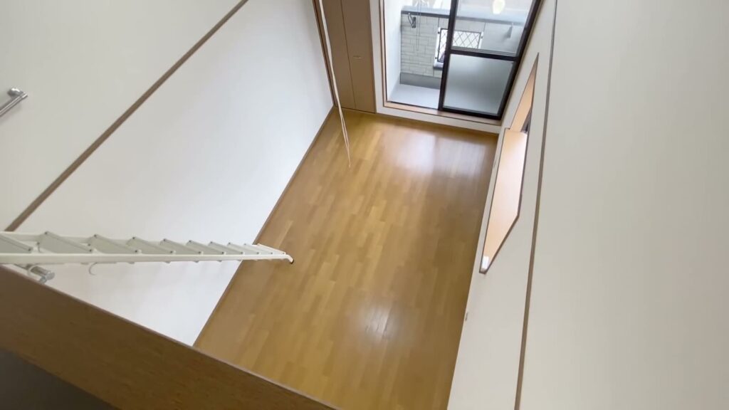 福岡県のロフト付きの部屋 ロフト付きの下を見る