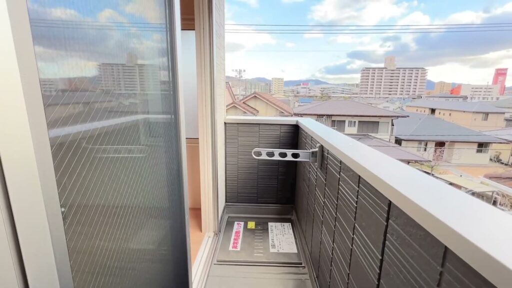 広島市東区の1R 1Rのバルコニー
