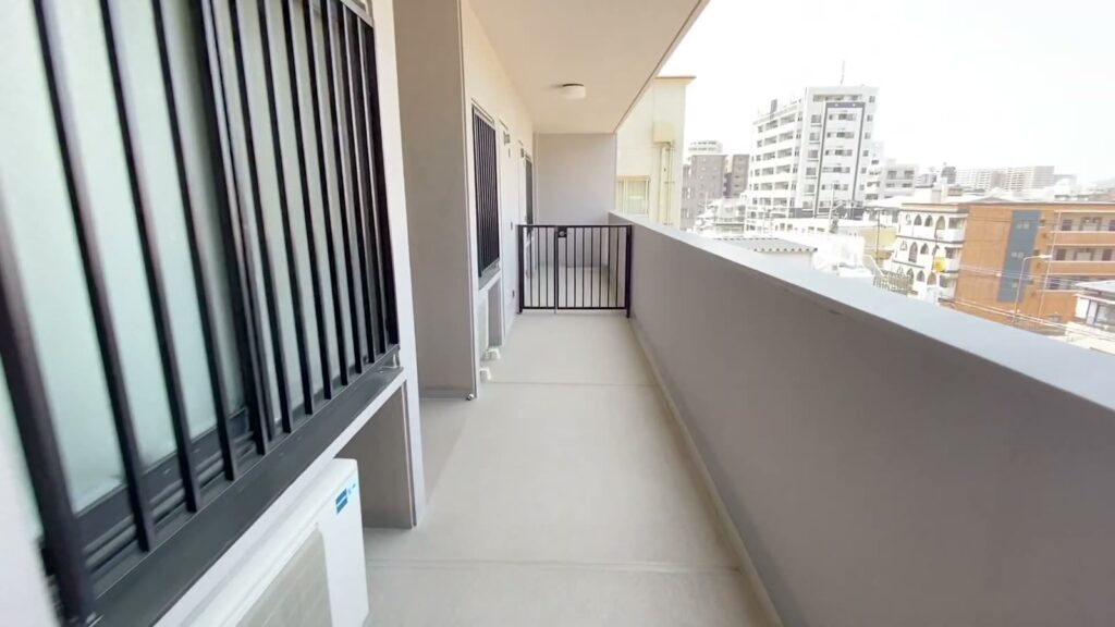 福岡県の3LDK中古マンション 3LDKの外廊下