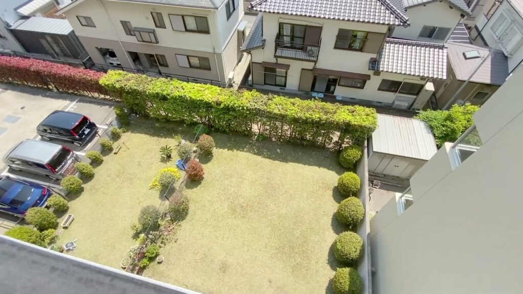 福岡県の3LDK中古マンション 3LDKの眼下の庭