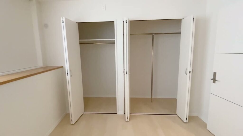 福岡県のメゾネット4LDK 4LDKのクローゼット