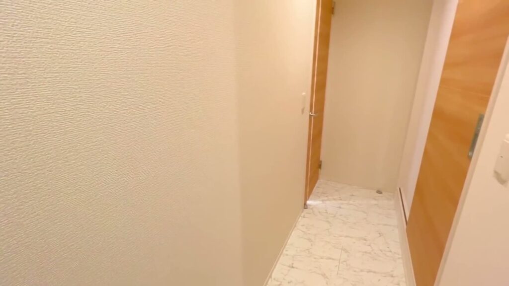 広島市東区の1LDK 1LDKのトイレの扉