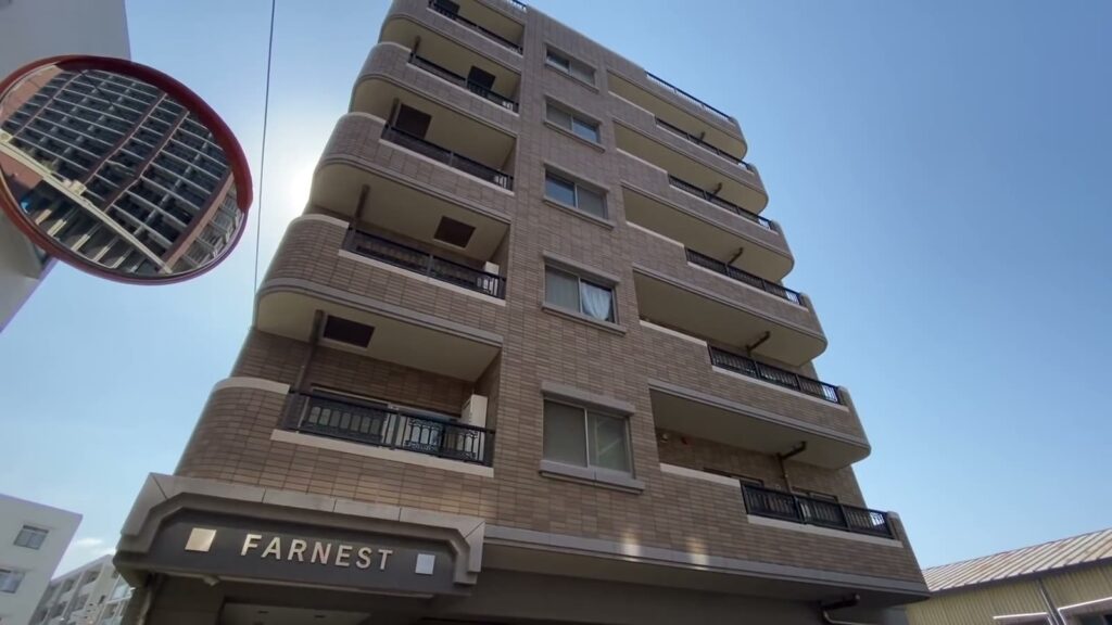 FARNEST 4LDKの外観