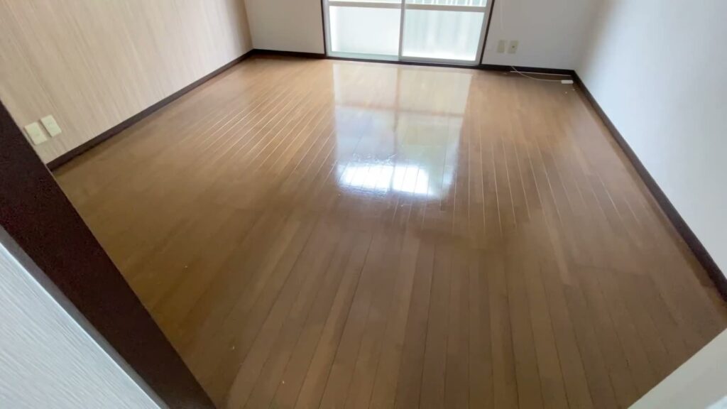 1Kの洋室8帖