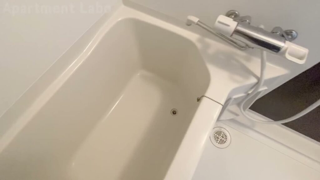 福岡県の1K 1Kの浴槽と水栓
