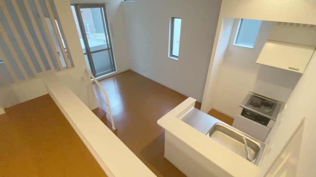 2LDKのキッチンを見下ろす