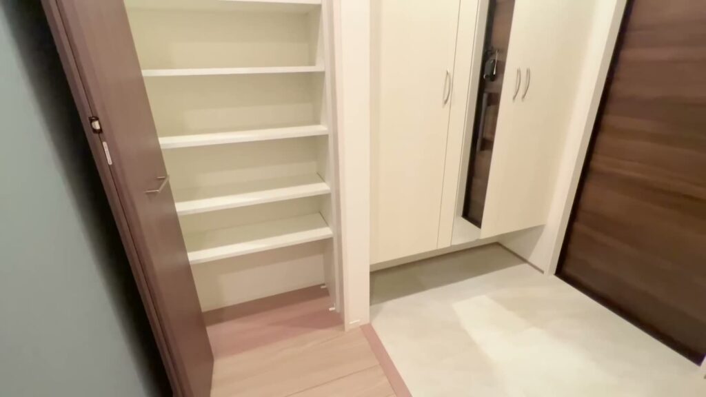 2LDKの玄関収納