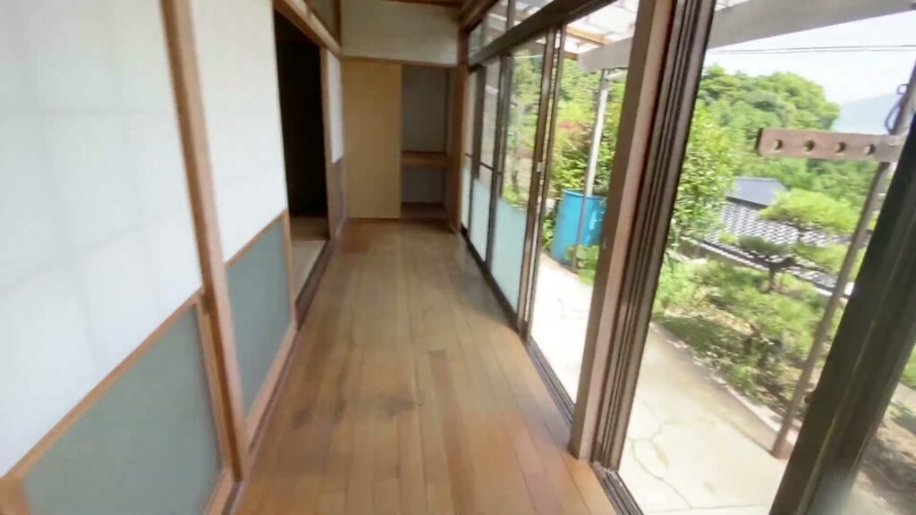 古民家の賃貸戸建て 5DKの縁側の奥行き