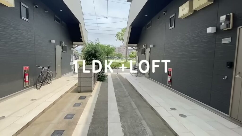 福岡県のロフト付き1LDK 1LDKの通路