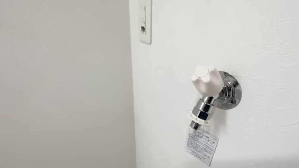 福岡県のロフト付き1LDK 1LDKの洗濯機用水栓