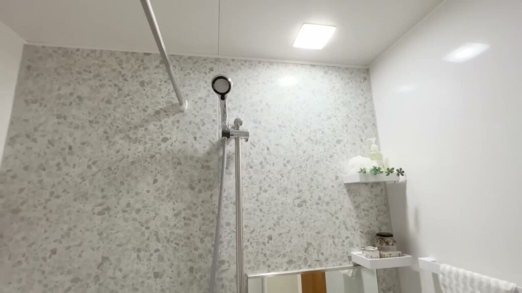 京都府宇治市の戸建て 4LDK+ロフトのシャワー