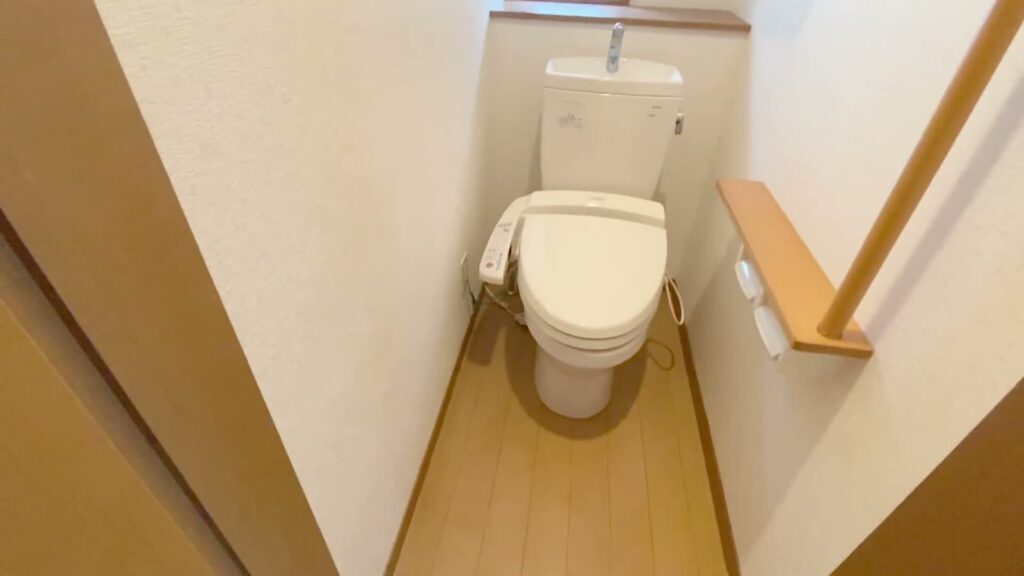 4LDKの1階のトイレ
