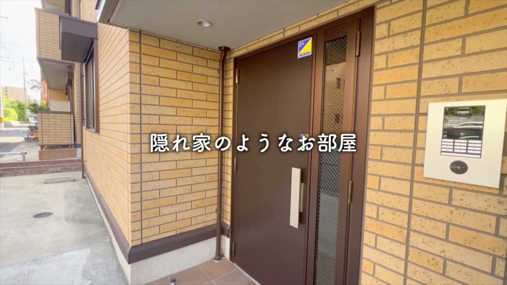 広島市南区段原の1R 1Rの玄関ドア