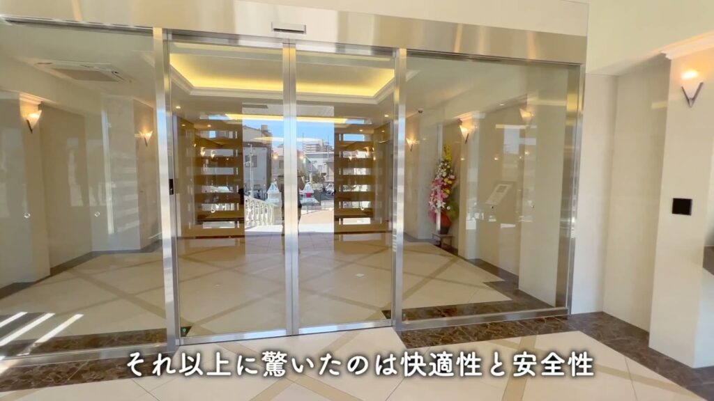 Luxe 三国駅前 1DKのエントランス