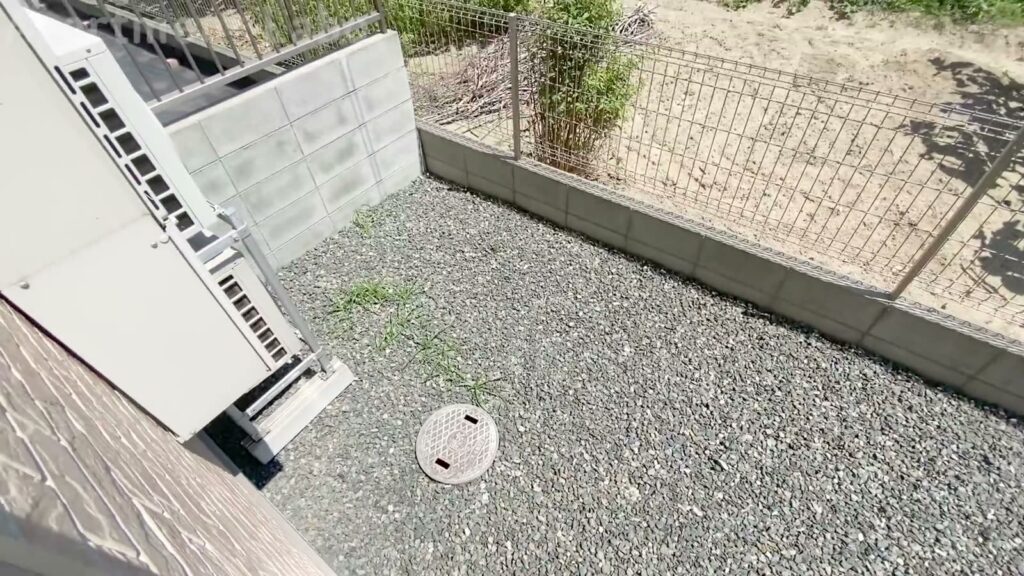 2LDKの室外機
