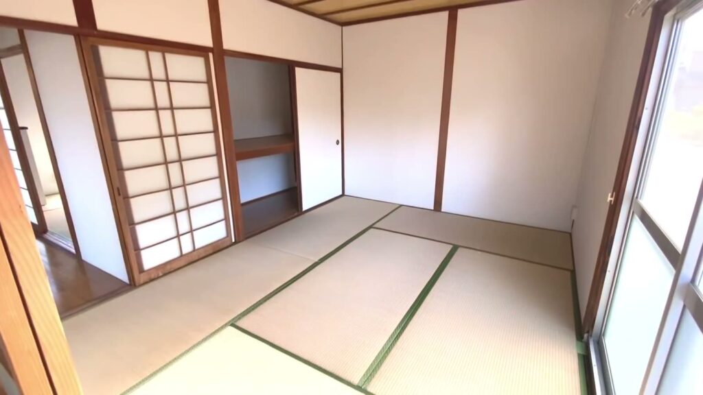 広島県の平屋 3Kの6帖の和室