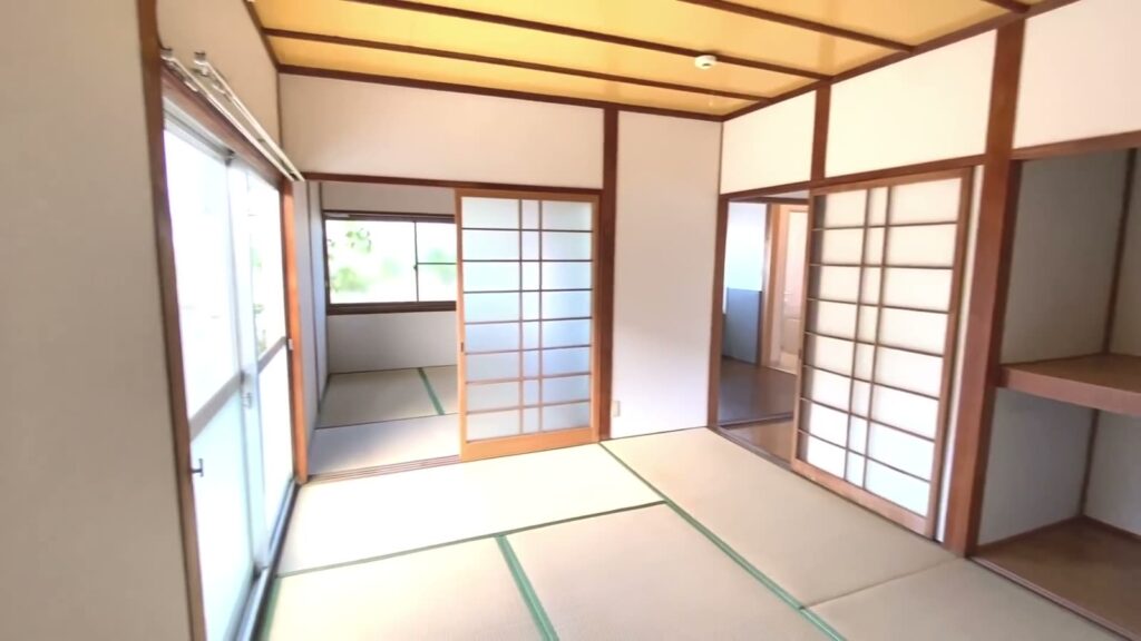 広島県の平屋 3Kの6帖の障子