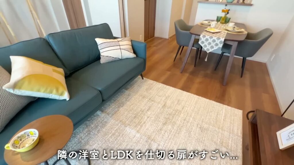 ブランシエスタ浦安 2LDK+ロフトのLDKと洋室を仕切る扉