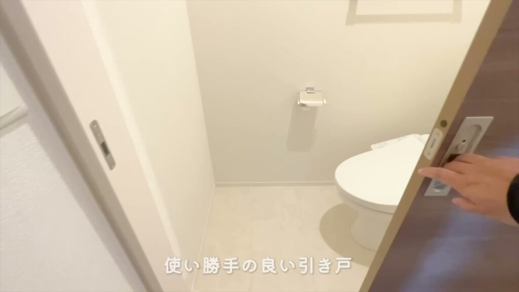 東広島市西条東北町の1LDK 1LDKの引き戸