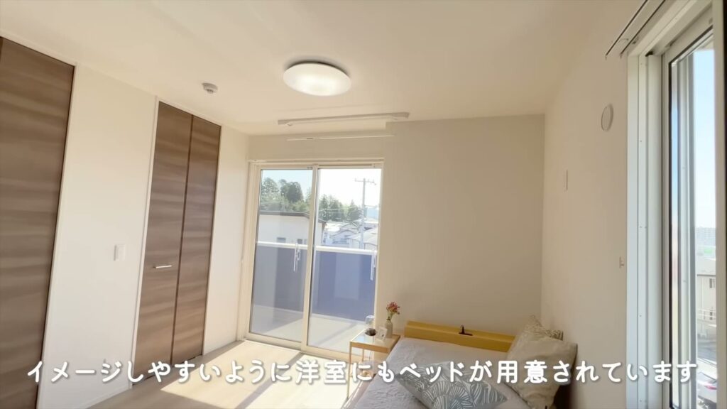 東広島市西条東北町の1LDK 1LDKの洋室の窓