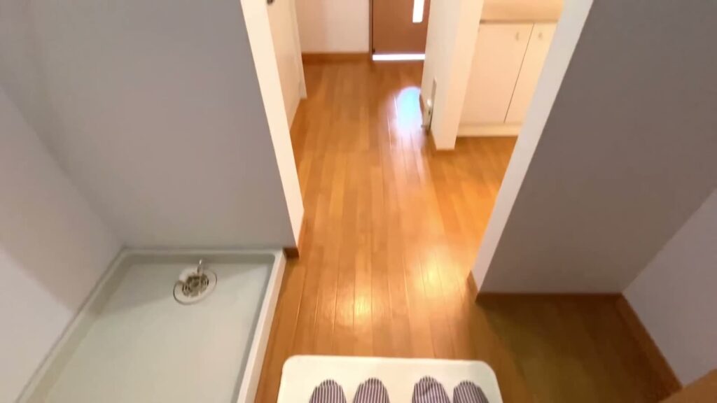 1Kの玄関側